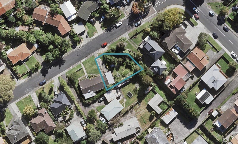 85A Marlborough Avenue, Glenfield, Auckland - Carousel 1