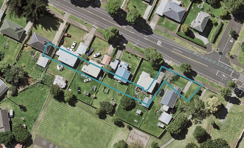 1 Leiite Setefano Way, Point England, Auckland - Carousel 1