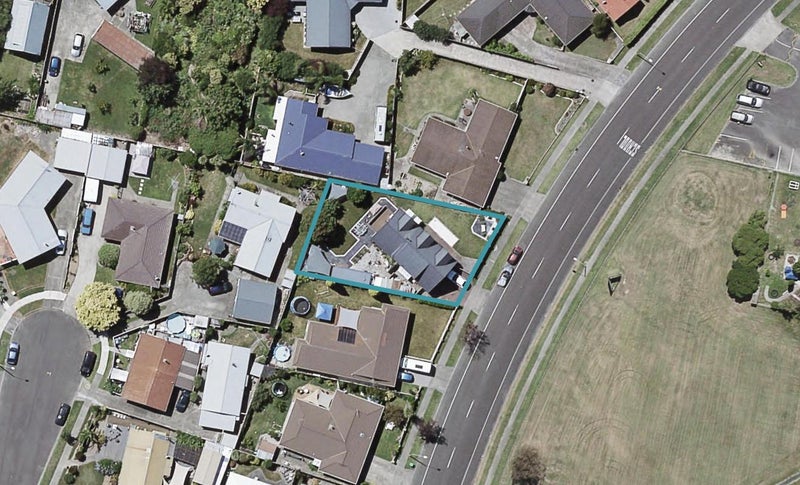 134 Tait Drive, Greenmeadows, Napier - Carousel 1