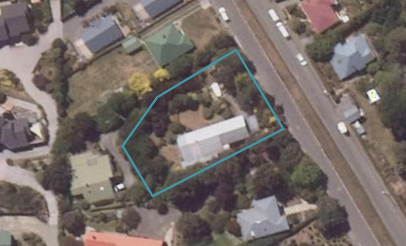 18 Solway Street, Holmes Hill, Oamaru - Carousel 1