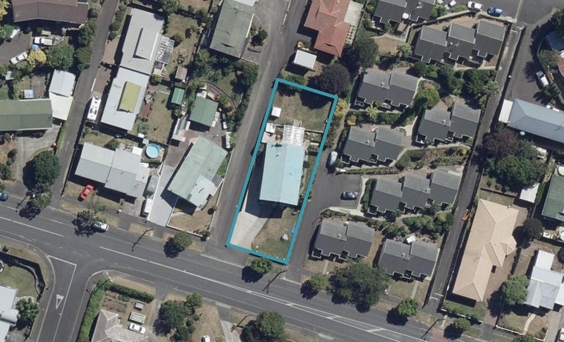 33 Dinsdale Road, Dinsdale, Hamilton - Carousel 1