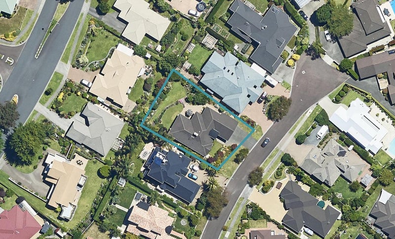 15 Richmond Heights, Bethlehem, Tauranga - Carousel 1