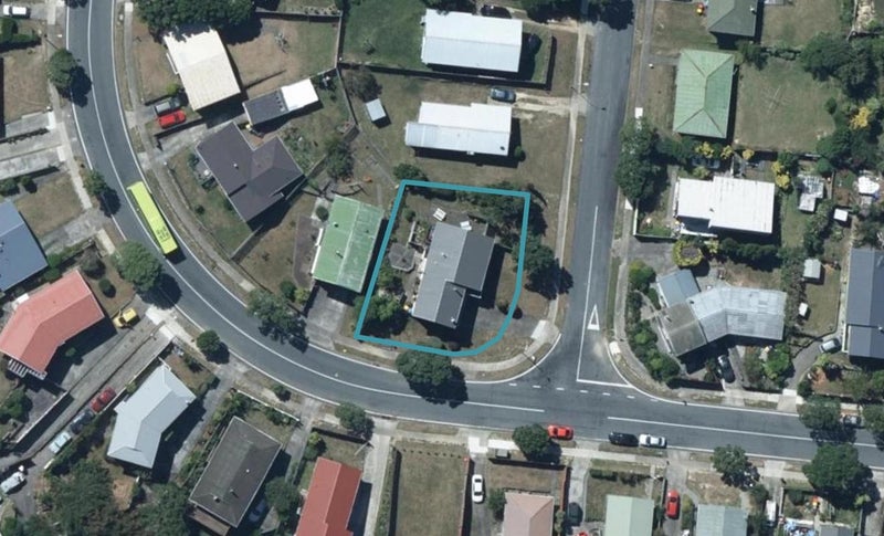 153 Conclusion Street, Ascot Park, Porirua - Carousel 1