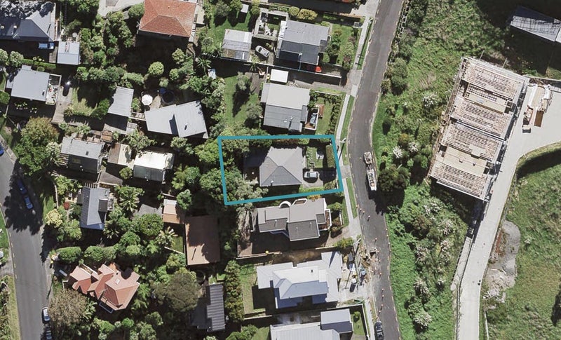 15 Huka Road, Birkenhead, Auckland - Carousel 1