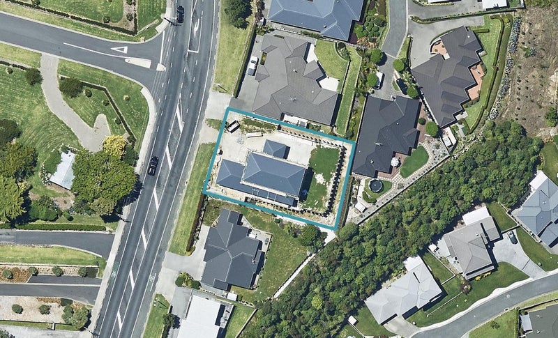 48 Moffat Road, Bethlehem, Tauranga - Carousel 1