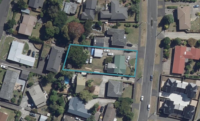 23 Thomson Avenue, Dinsdale, Hamilton - Carousel 1