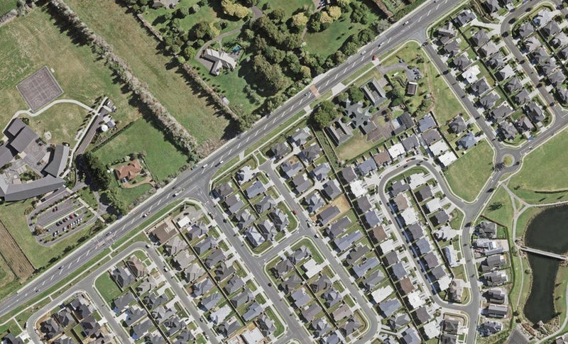 37 Andalusian Way, Karaka, Papakura - Carousel 1