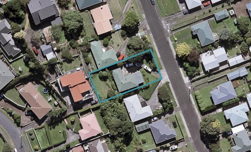 78 Bayly Road, Blagdon, New Plymouth - Carousel 1