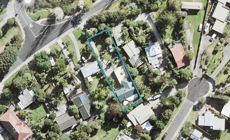 27 Duck Creek Road, Stillwater, Silverdale - Carousel 1