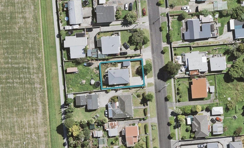 9 Arney Road, Ranui, Auckland - Carousel 1