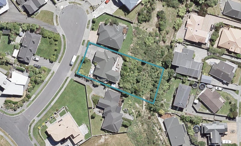3 Fernridge Way, Tirohanga, Lower Hutt - Carousel 1