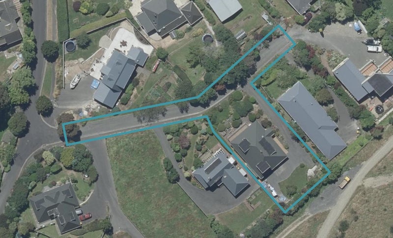 15 Ribbonwood Close, Normanby, Dunedin - Carousel 1