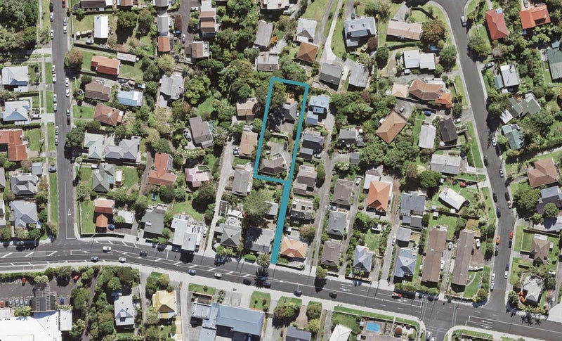2/0 Mokoia Road, Birkenhead, Auckland - Carousel 1