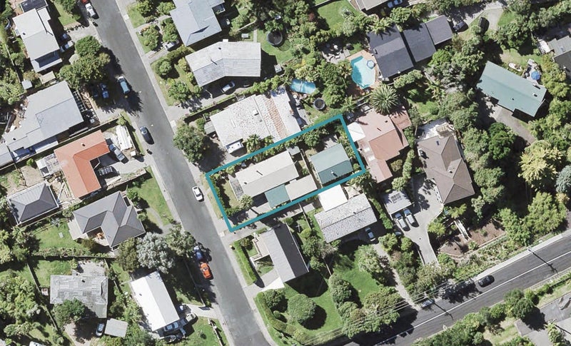 5 MacNay Way, Murrays Bay, Auckland - Carousel 1