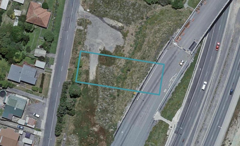 14 Tremewan Street, Tawa, Wellington - Carousel 1