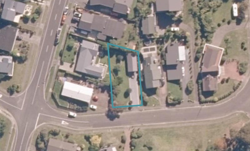 3 Ewing Grove, Acacia Bay, Taupō - Carousel 1