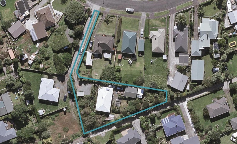 13A Bedford Street, Fitzroy, New Plymouth - Carousel 1