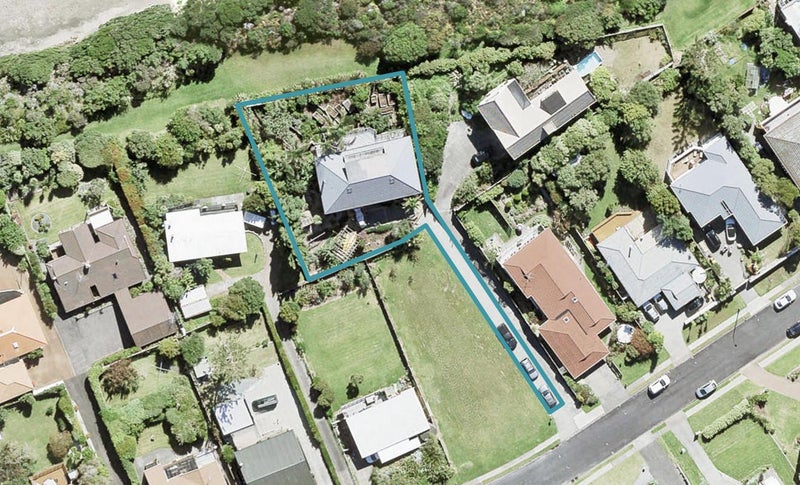 72 Pacific Parade, Army Bay, Whangaparaoa - Carousel 1