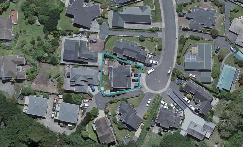 24 Ronald Woolf Place, Churton Park, Wellington - Carousel 1