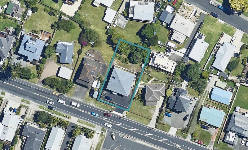 1053 Papamoa Beach Road, Papamoa Beach, Papamoa - Carousel 1