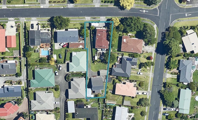 32 Strathmore Street, Matua, Tauranga - Carousel 1
