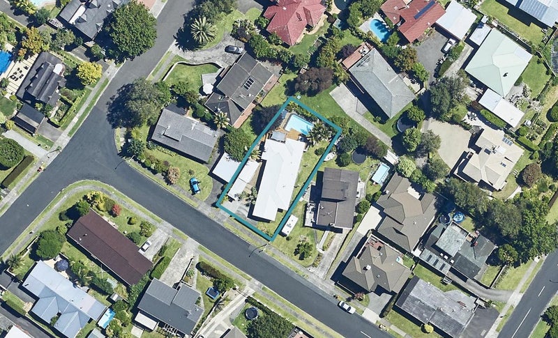 7 Weka Street, Matua, Tauranga - Carousel 1