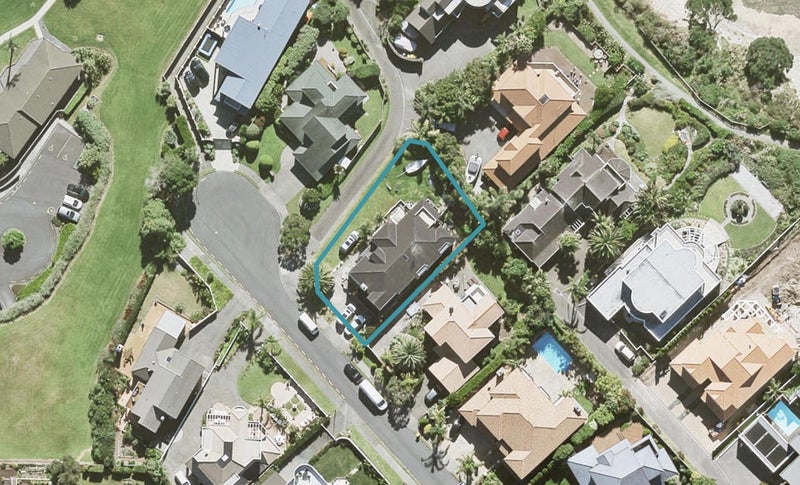 21 Gilberd Place, Torbay, Auckland - Carousel 1