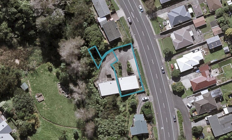 182 Mangorei Road, Merrilands, New Plymouth - Carousel 1