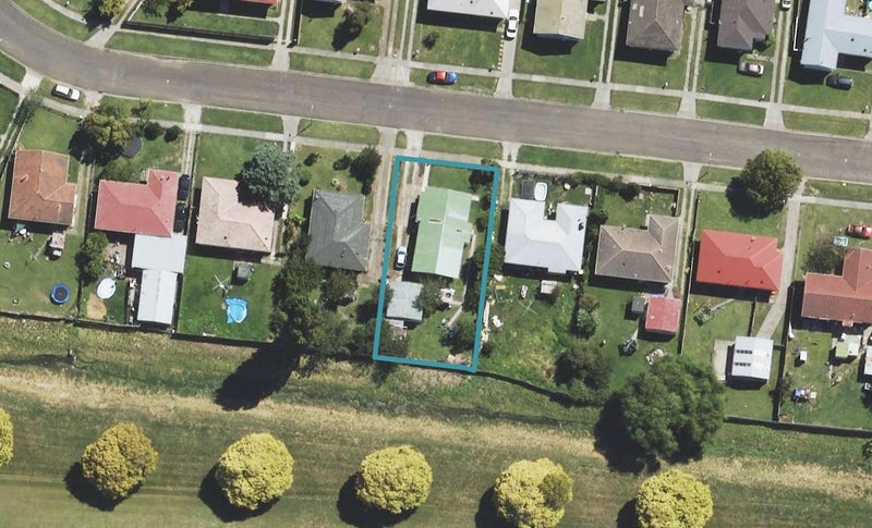 15 Lawrence Street, Outer Kaiti, Gisborne - Carousel 1