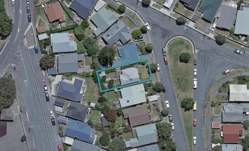 51 Palm Avenue, Lyall Bay, Wellington - Carousel 1