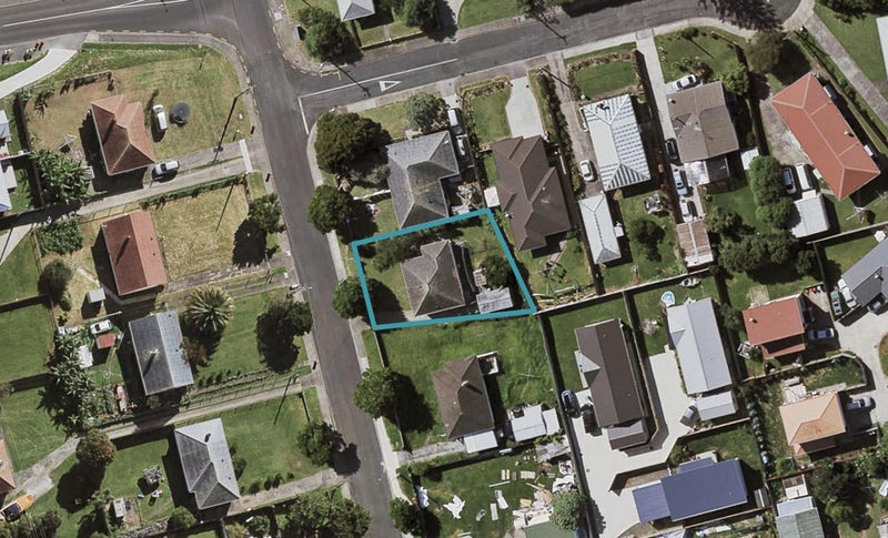 77 Frank Grey Place, Otahuhu, Auckland - Carousel 1