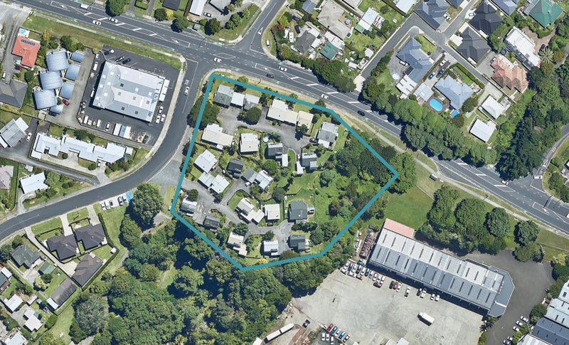 7 Glambourne Way, Judea, Tauranga - Carousel 1