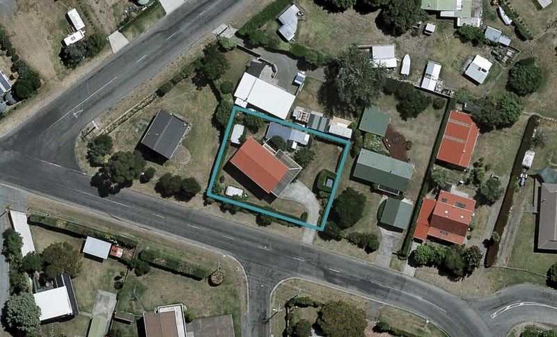 16 Harper Road, Waimarama, Waimārama - Carousel 1