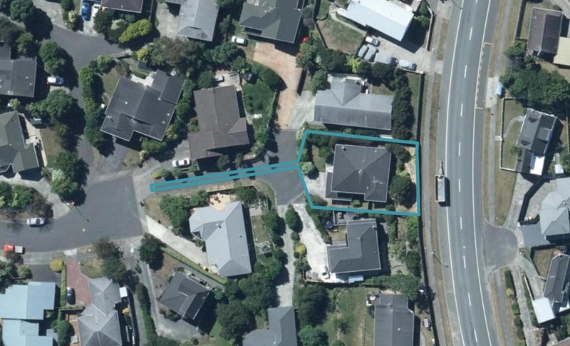 70 Sailmaker Close, Whitby, Porirua - Carousel 1
