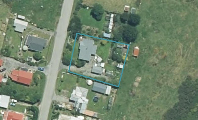 22 Butlers Road, Hokitika - Carousel 1