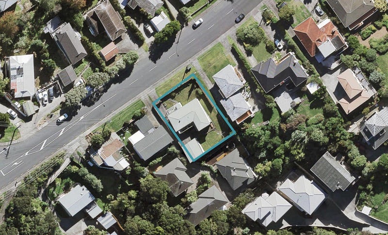 60 Manuka Road, Glenfield, Auckland - Carousel 1