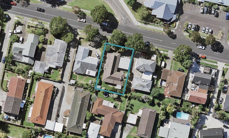 1/39 Butley Drive, Farm Cove, Auckland - Carousel 1