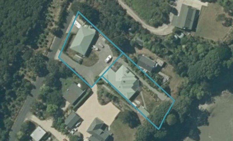 32 Nelson Street, Milnthorpe, Golden Bay / Mohua - Carousel 1