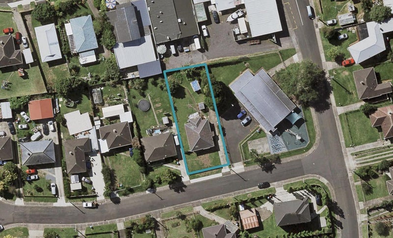 19 Peace Avenue, Mount Wellington, Auckland - Carousel 1