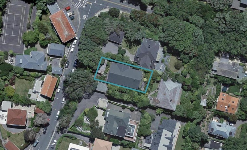 18 Sefton Street, Wadestown, Wellington - Carousel 1