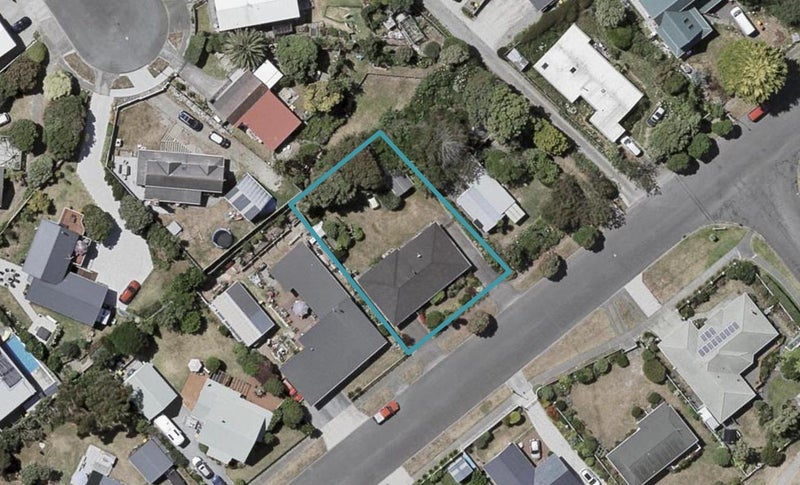 199 Tutere Street, Waikanae Beach, Waikanae - Carousel 1