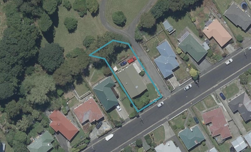 15 Stephen Street, Halfway Bush, Dunedin - Carousel 1