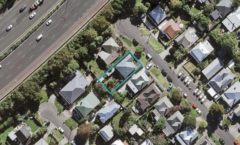 14 Richbourne Street, Kingsland, Auckland - Carousel 1