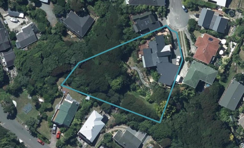 8 Arapawa Place, Plimmerton, Porirua - Carousel 1