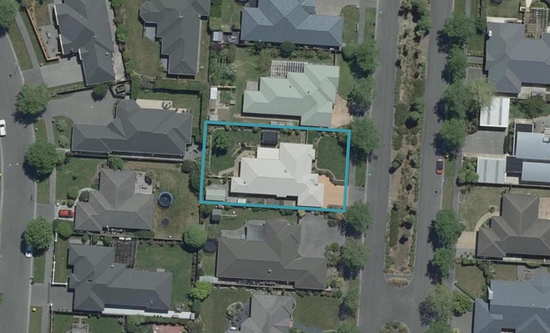 29 Riverwood Boulevard, Redwood, Christchurch - Carousel 1