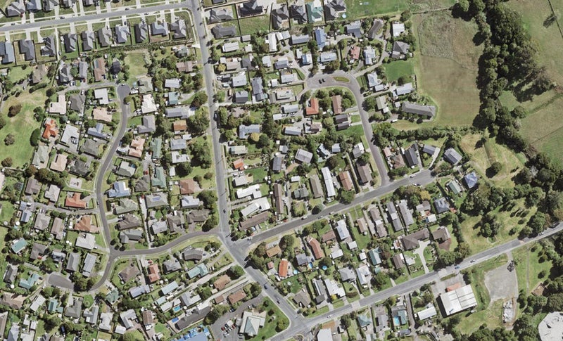 6 Pinotage Place, Huapai, Kumeu - Carousel 1