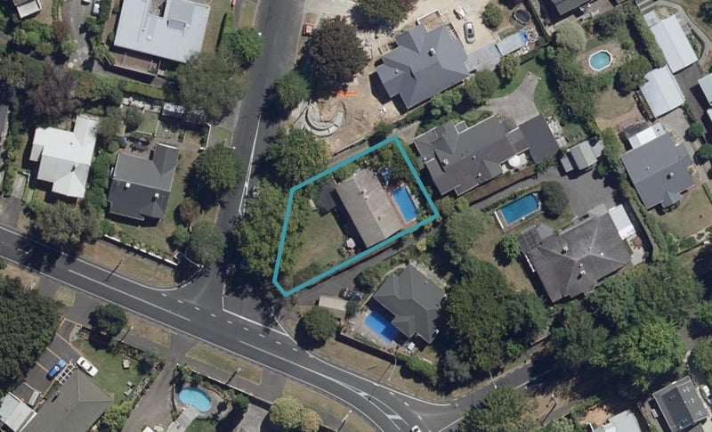2 Oakley Avenue, Claudelands, Hamilton - Carousel 1