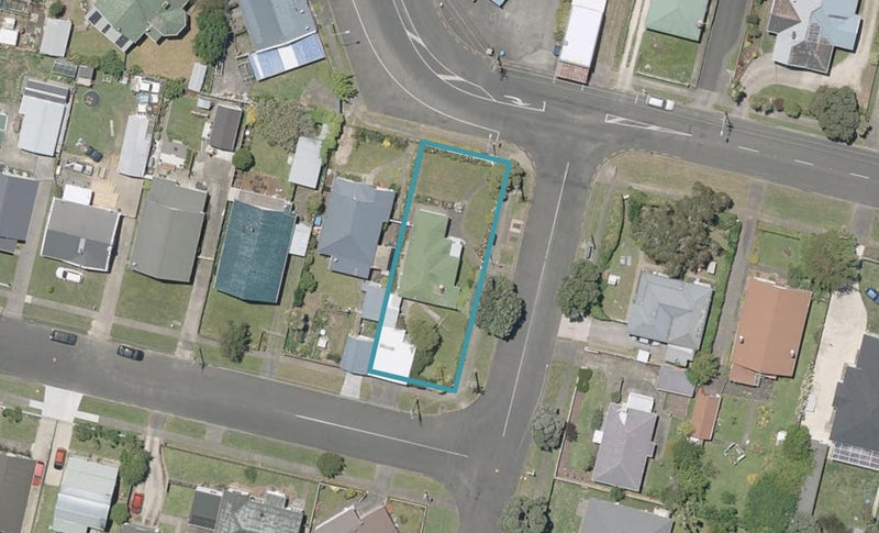 2 Plunket Street, Durie Hill, Whanganui - Carousel 1