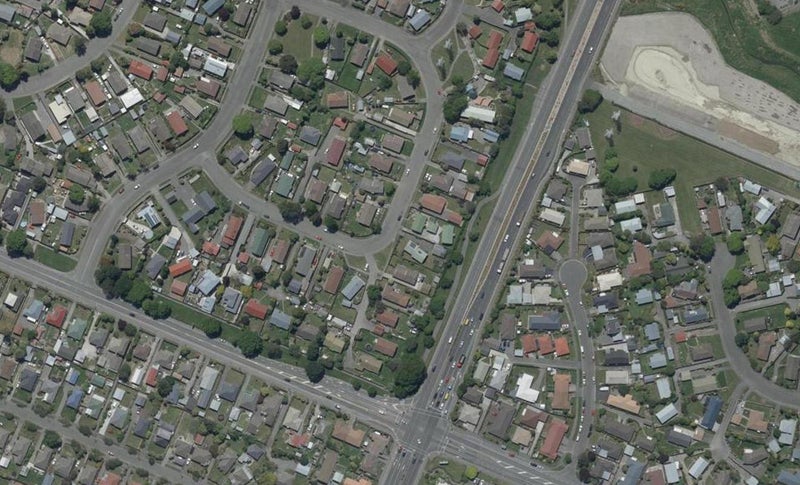 29 Pensacola Crescent, Broomfield, Christchurch - Carousel 1