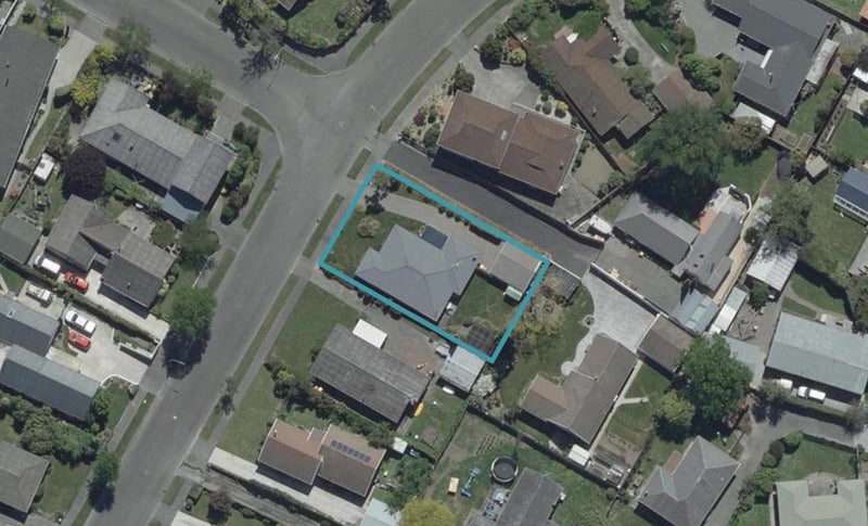 12 Mendip Place, Casebrook, Christchurch - Carousel 1
